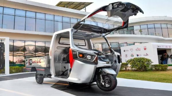 Combo Vehicle: जरूरत के हिसाब से बनाएं दोपहिया या तिपहिया! सरकार ने दी इस नई कैटेगरी को परमिशन