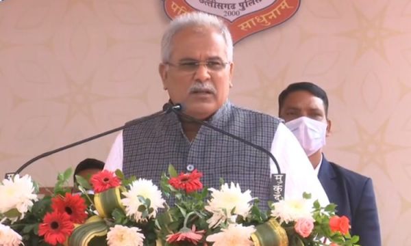 रायपुर: मुख्यमंत्री विभिन्न जिलों के भ्रमण के दौरान महत्वपूर्ण योजनाओं और कार्यक्रमों की समीक्षा करेंगे..