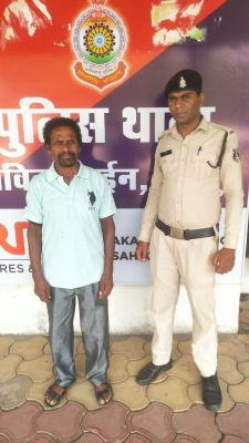 नौकरी लगवाने के नाम पर लाखों रूपये की ठगी करने के प्रकरण में संलिप्त आरोपी तिहारू राम पद्माकर गिरफ्तार