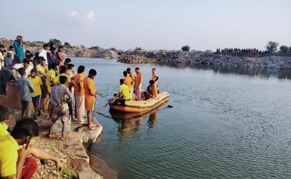 खदान में डूबे 3 युवकों का शव बरामद, SDRF टीम ने कड़ी मशक्कत के बाद ब्लू वाटर खदान में किया रेस्क्यू