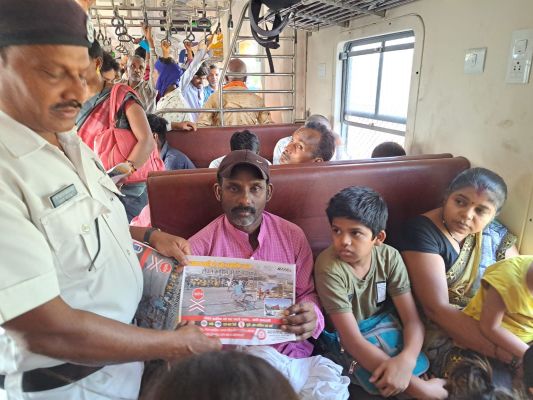 दक्षिण पूर्व मध्य रेलवे रायपुर रेल मंडल केे संरक्षा विभाग के द्वारा दिनांक 10.06.23 से 16.06.23 तक जागरूकता अभियान चलाया जा रहा है