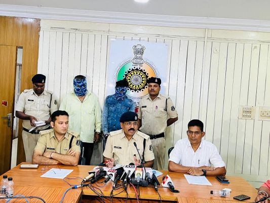 ई.डी. सहित अन्य शासकीय जांच ऐजेंसियों का अधिकारी होना बताकर देश भर में लाखों रूपये की उगाही करने वाले 02 अंतर्राज्यीय आरोपी गिरफ्तार
