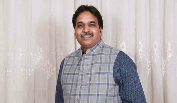 पूर्व मंत्री श्री मूणत द्वारा दायर जनहित याचिका खारिज