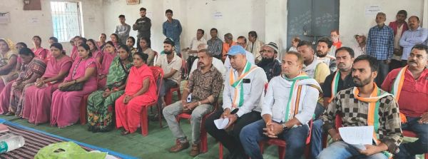 प्रदेश कांग्रेस कमेटी एवं जिला कांग्रेस कमेटी के निर्देश पर रायपुर संभाग में बूथ चलो अभियान जोरों शोर से