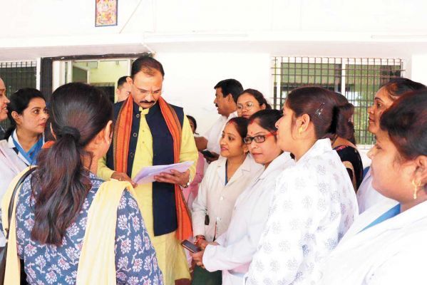 मिलेगी 27 फीसदी वेतन वृद्धि और अन्य राज्यों में हुए नियमितीकरण का होगा अध्ययन