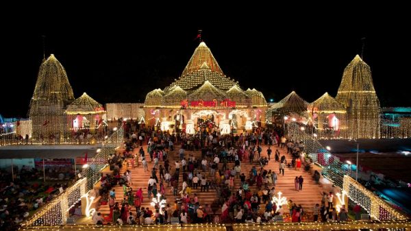 Chaitra Navratri 2025: डोंगरगढ़ में सज रहा मां का दरबार, चैत्र नवरात्र में उमड़ेगा आस्था का सैलाब&hellip;