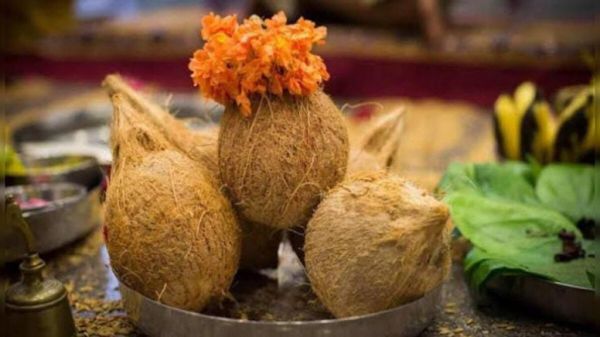 शुभ कार्यों में क्यों फोड़ा जाता है नारियल? जानें श्रीफल के पीछे छिपा धार्मिक और आध्यात्मिक महत्व