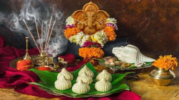 संकष्टी चतुर्थी आज : गणपति की पूजा से दूर होंगे संकट, विवाह, नौकरी में सफलता के उपाय &hellip;