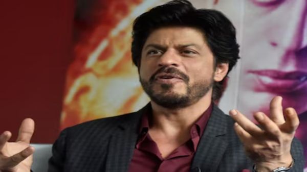 मुंबई में नहीं हुआ Shahrukh Khan की आंखों का इलाज, अब सर्जरी के लिए जा रहे अमेरिका &hellip;