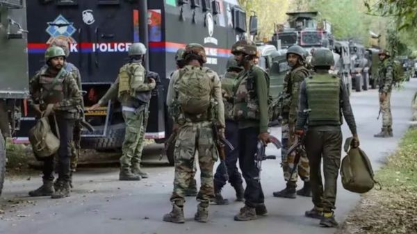 जम्मू-कश्मीर और पहलगाम में फिर हमले का अलर्ट, आतंकी जेलों पर हमले कर छुड़ा सकते हैं कुख्यात टेररिस्ट, इधर PoK में हमास और लश्कर की हुई मीटिंग